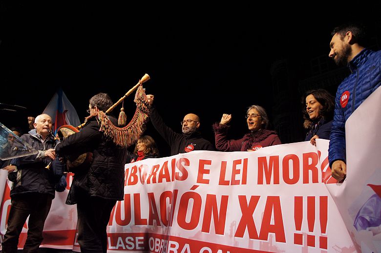 2016 03 10 Manifestacion10MarzoVigo25.JPG
